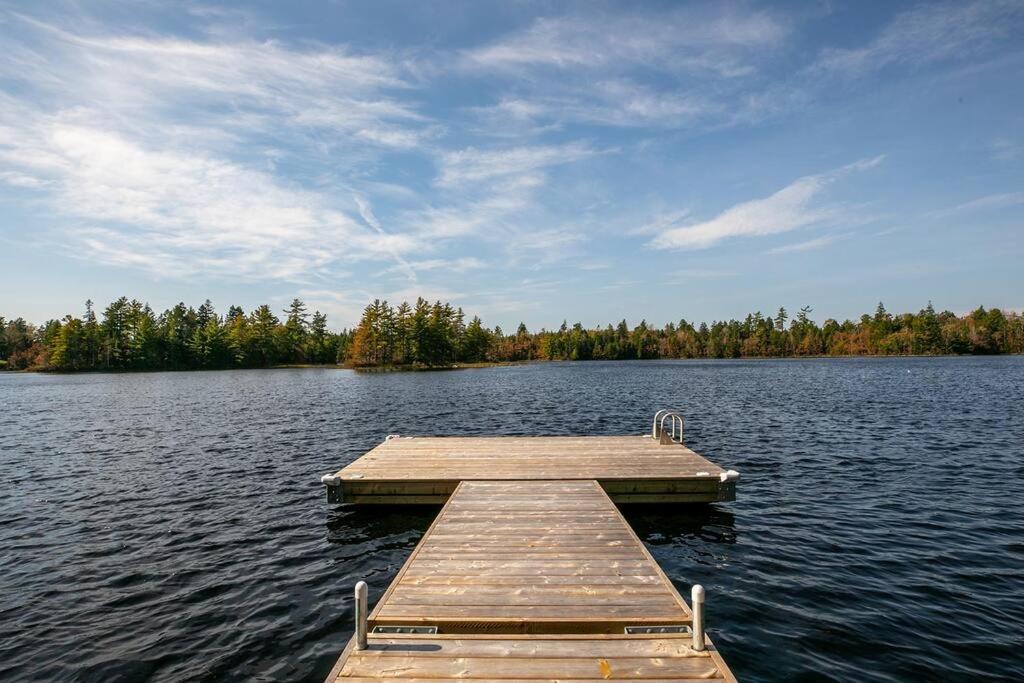 Numinous Cottage Long Lake Oasis Centre Rawdon Exterior photo